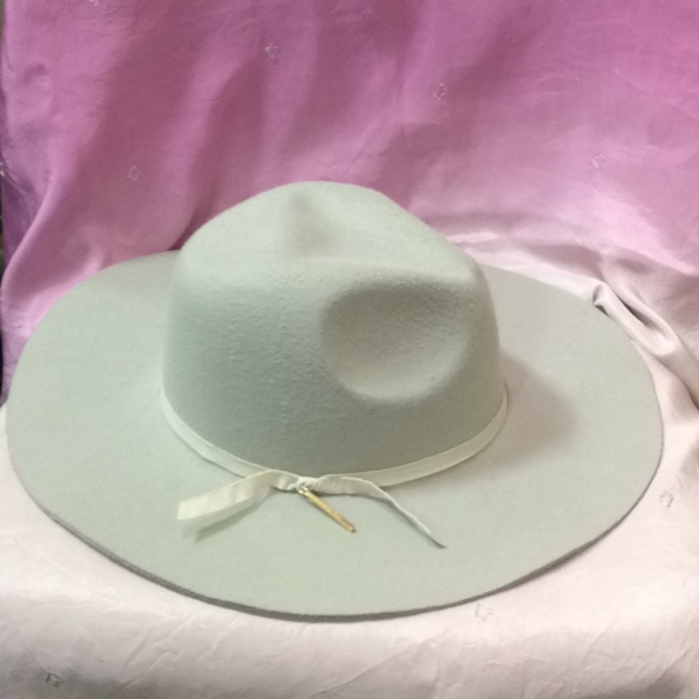 Abercrombie & Fitch felt Panama hat.